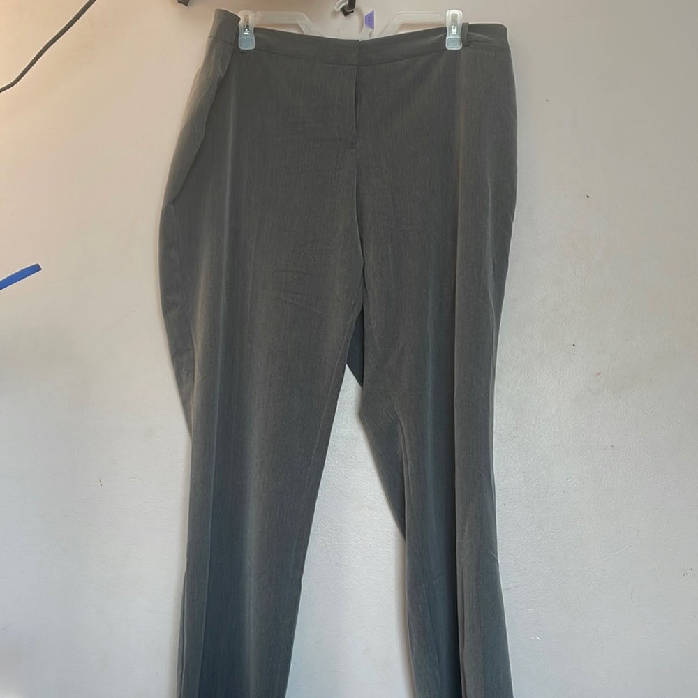 Worthington dress pants 22W curvy fit trouser leg gray
